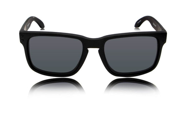 Black Light Weight wayfarer - SunglassesMart