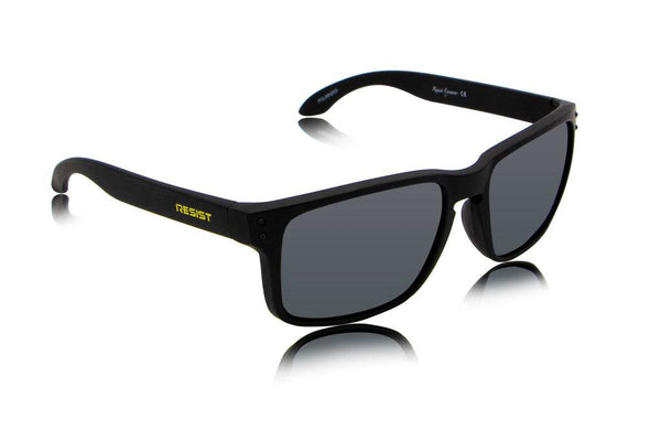 Black Light Weight wayfarer - SunglassesMart